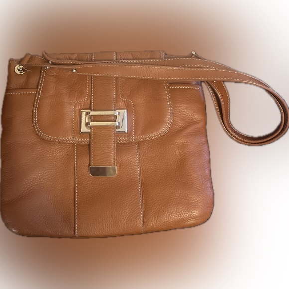 Genuine leather crossbody purse….Liz Claiborne by New York - Picture 2 of 15